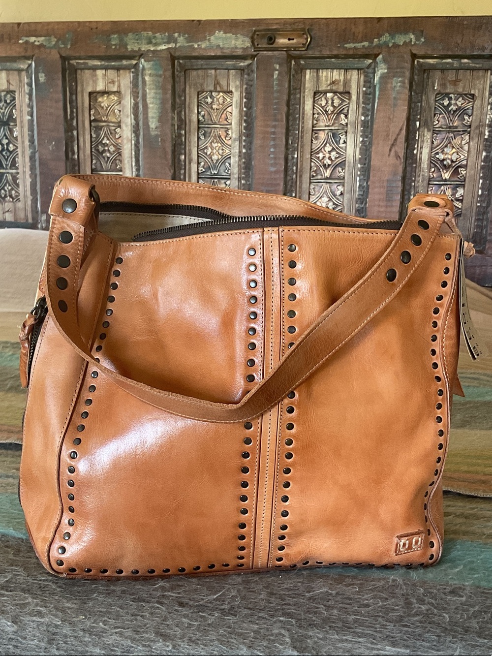 BedStü Packet Leather Bag - Picture 2 of 6